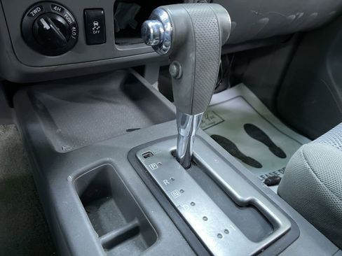 Used 2017 Nissan Frontier SV image 23