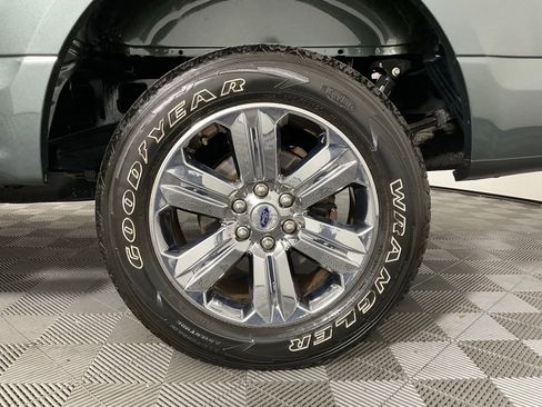 Used 2018 Ford F150 XLT w/ Equipment Group 302A Luxury AWD/4WD image 10