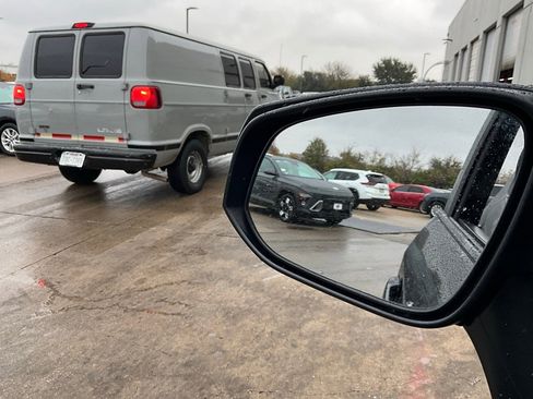 Used 2024 Toyota RAV4 XLE image 19