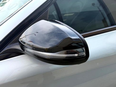 Used 2018 Mercedes-Benz C 300 4MATIC Sedan image 28