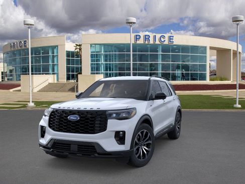 New 2026 Ford Explorer ST-Line image 2