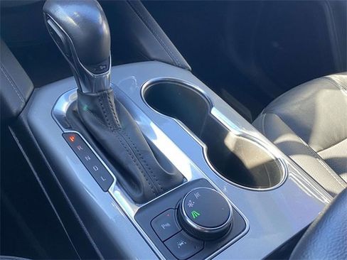 Used 2021 Chevrolet Blazer LT image 28