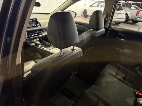 Certified 2025 Nissan Rogue SV w/ SV Premium Package FWD image 28