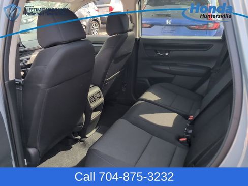 Used 2025 Honda CR-V EX image 14