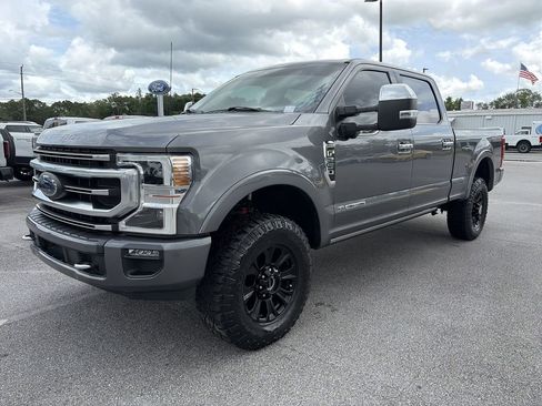 Used 2022 Ford F250 Platinum w/ Tremor Off-Road Package AWD/4WD image 2