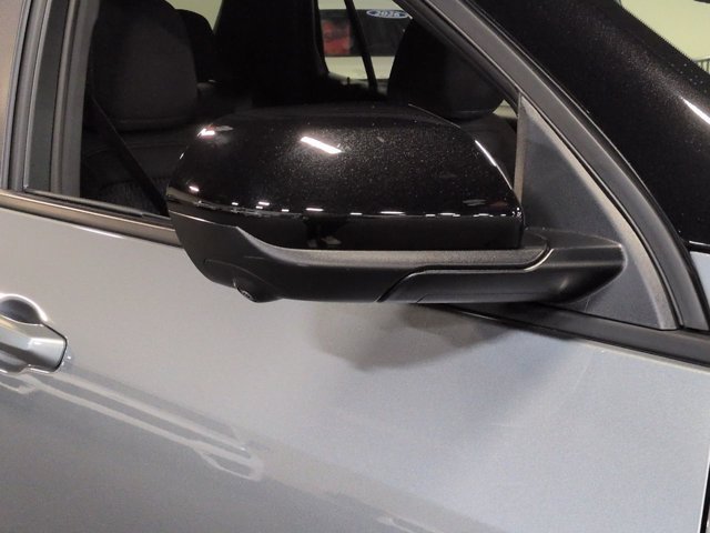 Used 2026 Chevrolet Equinox LT w/ Safety and Technology Package FWD image 11