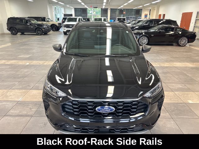 Used 2023 Ford Escape ST-Line w/ Tech Pack #1 AWD/4WD image 19