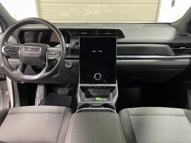 Used 2025 GMC Terrain Elevation AWD/4WD image 13