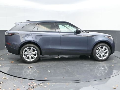 Used 2025 Land Rover Range Rover Velar S image 8