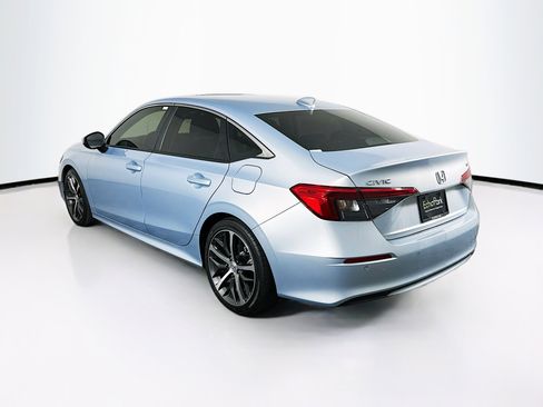Used 2023 Honda Civic Touring image 5