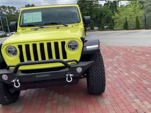 Used 2022 Jeep Wrangler Unlimited Sport w/ Xtreme Recon 35" Tire Package AWD/4WD image 4