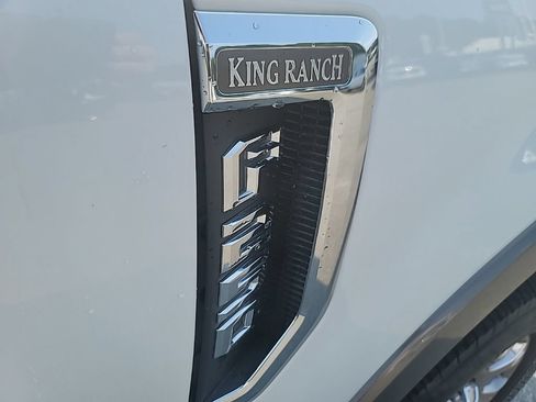 Used 2022 Ford F250 King Ranch w/ King Ranch Ultimate Package AWD/4WD image 12