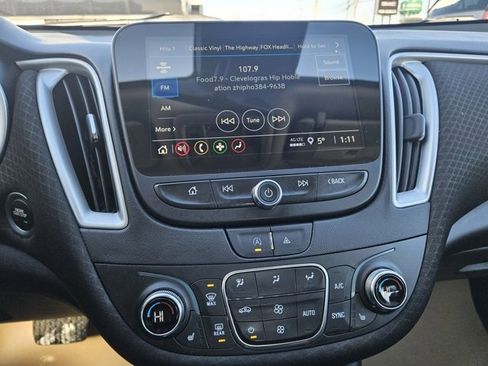 Certified 2024 Chevrolet Malibu LT image 25