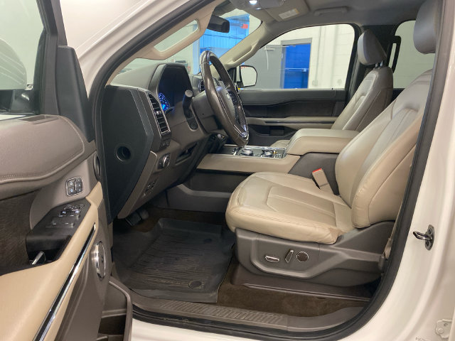Used 2021 Ford Expedition Max Limited AWD/4WD image 32