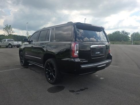 Used 2019 GMC Yukon Denali w/ Denali Ultimate Package AWD/4WD image 17