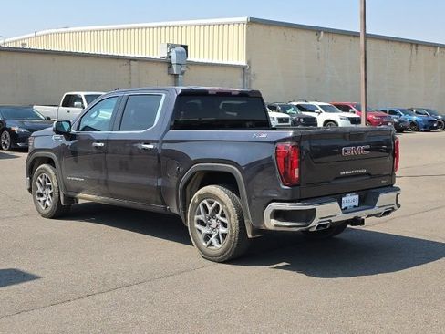 Used 2024 GMC Sierra 1500 SLT AWD/4WD image 4