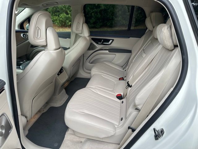 Used 2023 Mercedes-Benz EQS 450+ SUV image 9