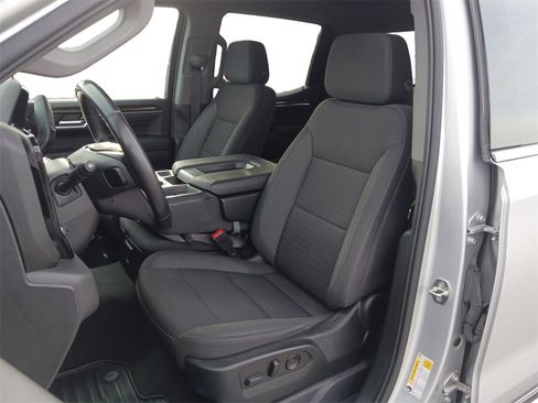 Used 2022 GMC Sierra 1500 SLE image 27