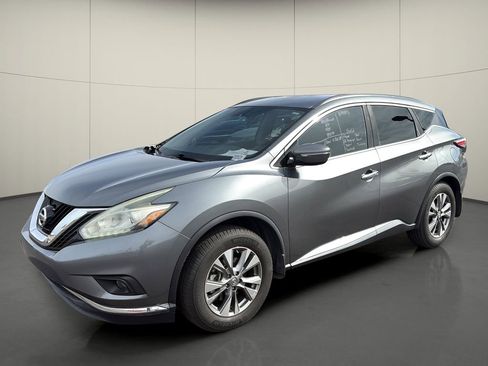 Used 2015 Nissan Murano SV w/ Cargo Package FWD image 3