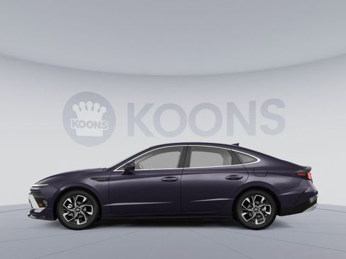 Used 2025 Hyundai Sonata SEL image 2