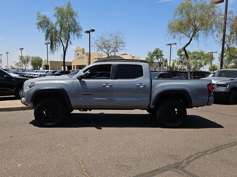 Used 2021 Toyota Tacoma SR5 w/ Trail Edition AWD/4WD image 9