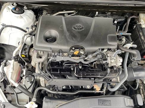 Used 2023 Toyota Camry SE image 19