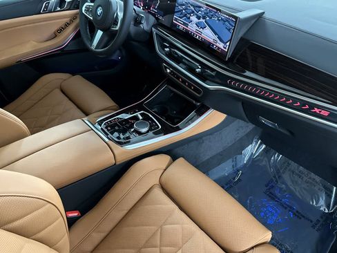 New 2026 BMW X5 xDrive50e w/ M Sport Package image 16