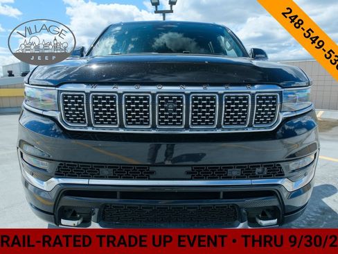 Used 2022 Jeep Grand Wagoneer Series III w/ Rear Seat Video Group 1 AWD/4WD image 9