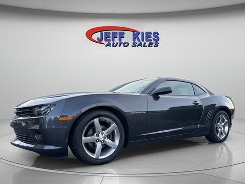 Used 2015 Chevrolet Camaro LT image 1