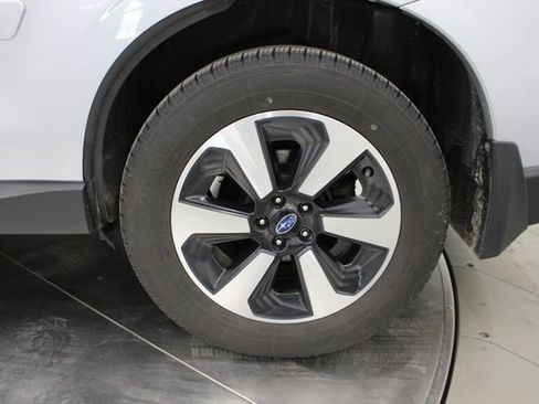 Used 2018 Subaru Forester 2.5i w/ Alloy Wheel Package AWD/4WD image 34