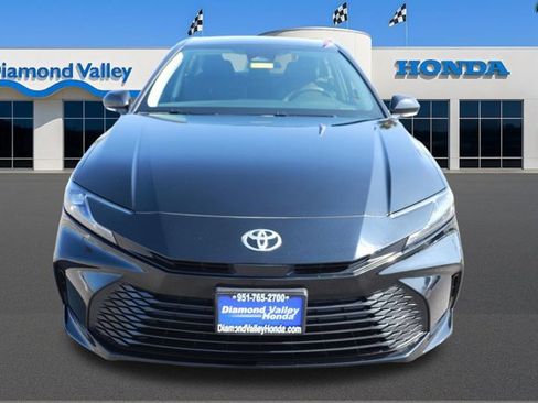 Used 2025 Toyota Camry LE image 2
