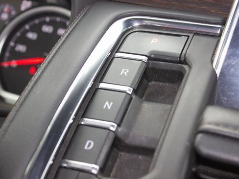 Used 2021 Chevrolet Tahoe High Country image 32