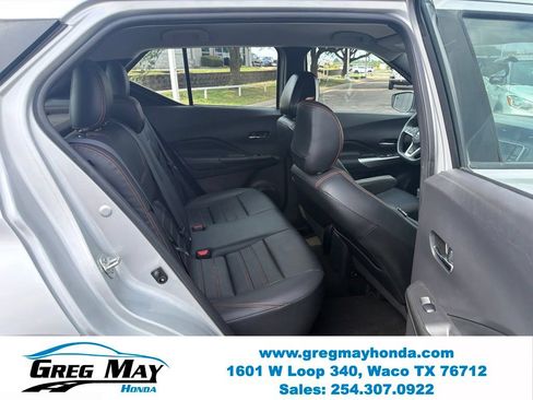 Used 2019 Nissan Kicks SR w/ SR Premium Package FWD image 26