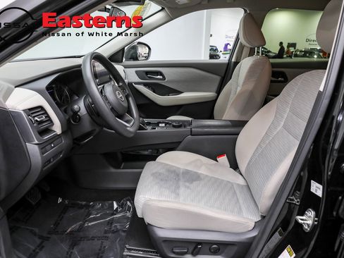 Used 2023 Nissan Rogue SV AWD/4WD image 14