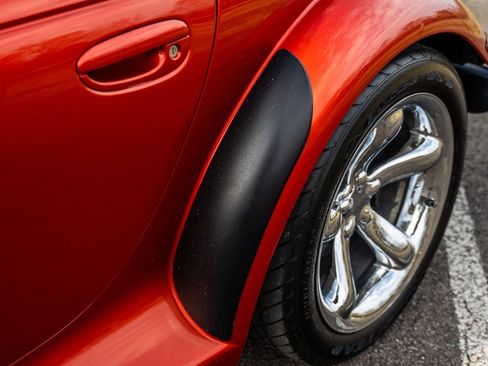 Used 2001 Plymouth Prowler RWD image 38