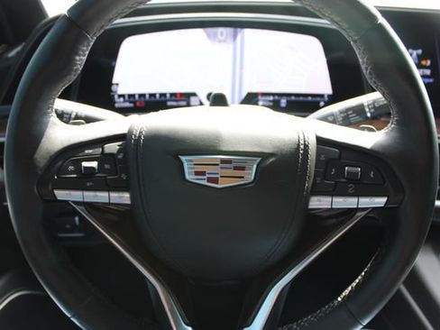 Used 2024 Cadillac Escalade Sport Platinum w/ LPO, ONYX Package AWD/4WD image 24