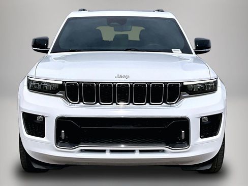 Used 2024 Jeep Grand Cherokee L Overland w/ Luxury Tech Group IV image 2