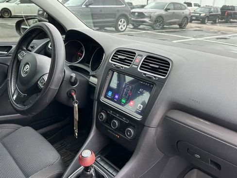 Used 2014 Volkswagen Golf TDI image 10