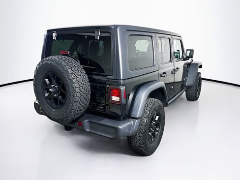 Used 2024 Jeep Wrangler Unlimited AWD/4WD image 9