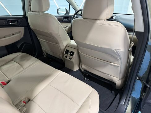Used 2017 Subaru Outback 2.5i Limited AWD/4WD image 29
