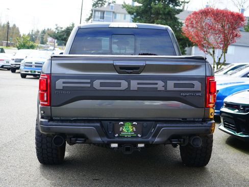 Used 2019 Ford F150 Raptor w/ Equipment Group 802A Luxury AWD/4WD image 4