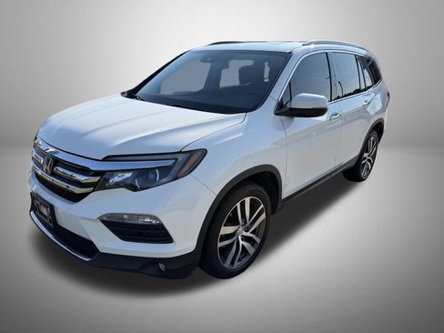 Used 2018 Honda Pilot Elite image 1