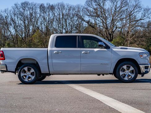 Used 2024 RAM 1500 Laramie image 8