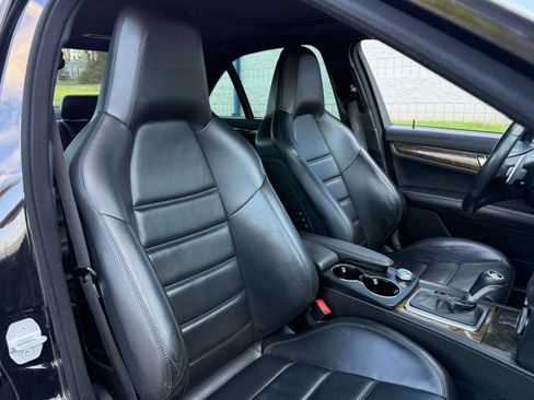 Used 2009 Mercedes-Benz C 63 AMG Sedan image 22