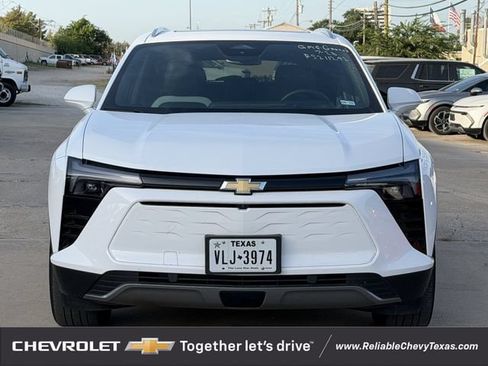 Used 2024 Chevrolet Blazer EV LT AWD/4WD image 2