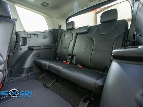 Used 2022 Kia Telluride SX w/ Nightfall Edition Package AWD/4WD image 29