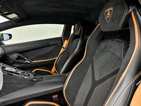 Used 2022 Lamborghini Aventador LP 780-4 Ultimae AWD/4WD image 23