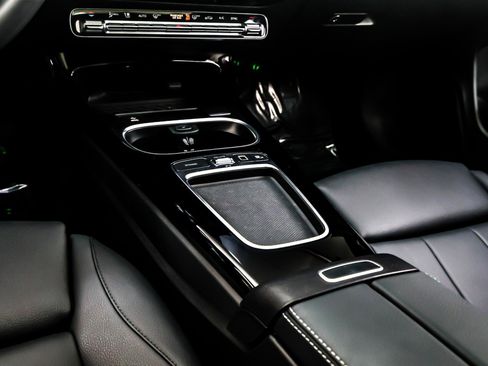 Certified 2025 Mercedes-Benz CLA 250 image 7