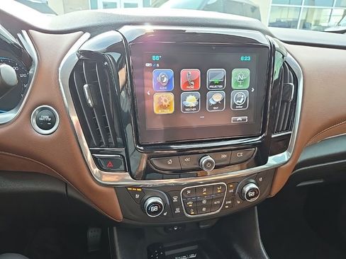 Used 2019 Chevrolet Traverse High Country AWD/4WD image 12