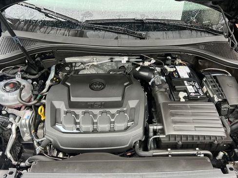 Used 2024 Volkswagen Tiguan Wolfsburg Edition AWD/4WD image 36